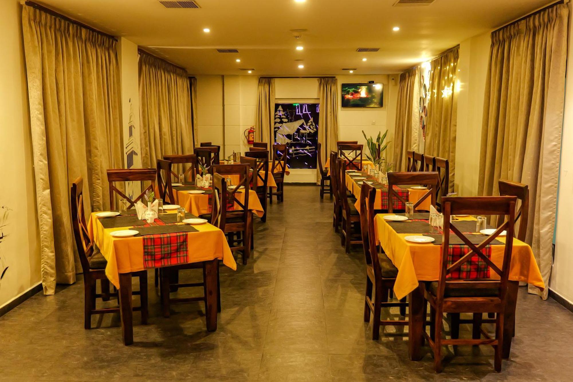 Hotel Narendra Central Muvattupuzha Exterior photo